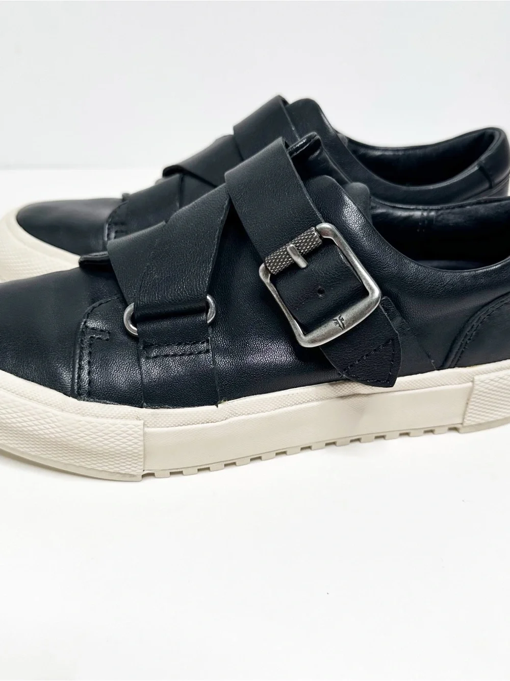 FRYE Gia Low Top Moto Buckle Black Leather Sneakers Womens Size 5.5